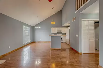 9905 Brookview Drive, La Porte, TX 77571 - Photo 12