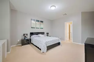 4722 Burclare Ct, Sugar Land, TX 77479 - Photo 32