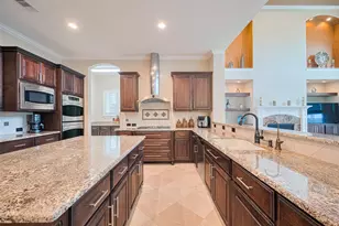 4722 Burclare Ct, Sugar Land, TX 77479 - Photo 14