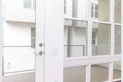 5868 E Post Oak Lane, Houston, TX 77055 - Photo 12