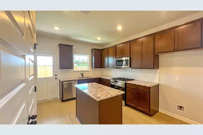 9793 Enclave Ridge Road, Willis, TX 77318 - Photo 4