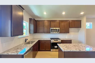 9793 Enclave Ridge Road, Willis, TX 77318 - Photo 6