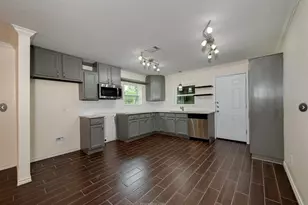 406 Emmett St, Bryan, TX 77802 - Photo 4