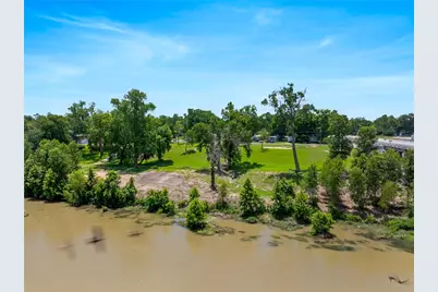 950 Robson, Columbus, TX 78934 - Photo 10