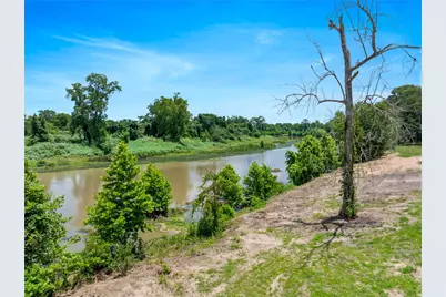 950 Robson, Columbus, TX 78934 - Photo 20