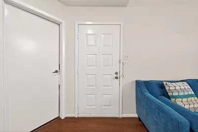 10855 Meadowglen Lane #722, Houston, TX 77042 - Photo 14