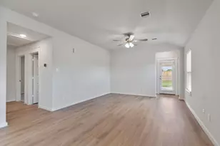 2971 Colonia Blossom Ln, Pinehurst, TX 77362 - Photo 10