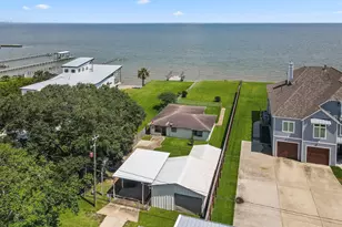 309 Avenue A, San Leon, TX 77539 - Photo 12