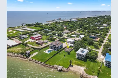 309 Ave A, San Leon, TX 77539 - Photo 6