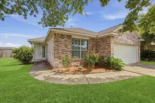 10707 Mockernut St, Baytown, TX 77523 - Photo 1