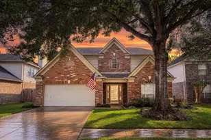 2915 Veva Dr, Pearland, TX 77584 - Photo 1
