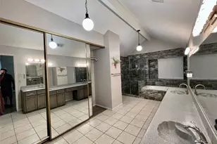 8215 Sean Park Ct, Houston, TX 77095 - Photo 14
