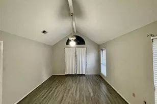 8215 Sean Park Ct, Houston, TX 77095 - Photo 12