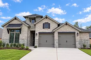 325 Sky Top Dr, Montgomery, TX 77316 - Photo 1