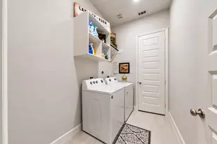325 Sky Top Dr, Montgomery, TX 77316 - Photo 20