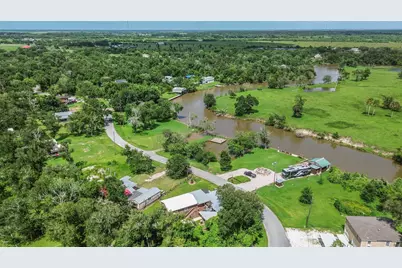 218 Shady Oaks, Alvin, TX 77511 - Photo 20