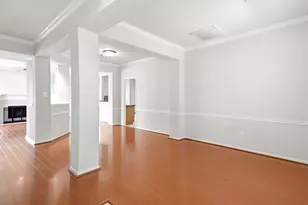 3126 Waters View Dr, Sugar Land, TX 77478 - Photo 10