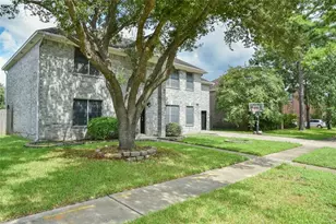 6626 Crystal Point Dr, Katy, TX 77449 - Photo 2