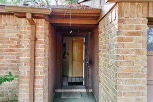 10907 Wilkenburg Dr, Houston, TX 77086 - Photo 2