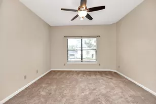 1611 Lynnview Dr, Houston, TX 77055 - Photo 30