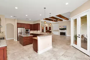 1611 Lynnview Dr, Houston, TX 77055 - Photo 6