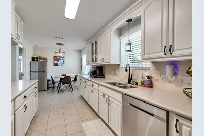 2811 Quincannon Lane, Houston, TX 77043 - Photo 8