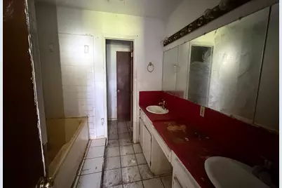 550 E Melville Drive, Crosby, TX 77532 - Photo 12