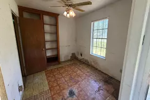 550 E Melville Dr, Crosby, TX 77532 - Photo 6