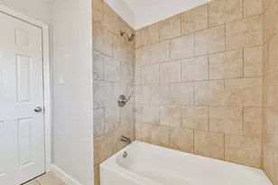 5855 Beldart St, Houston, TX 77033 - Photo 26
