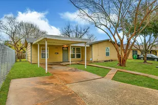 5855 Beldart St, Houston, TX 77033 - Photo 2