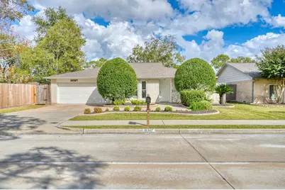 16327 Blackhawk Boulevard, Friendswood, TX 77546 - Photo 20