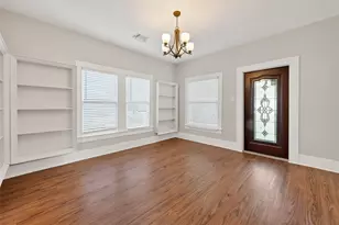 416 S Hardie St, Alvin, TX 77511 - Photo 4