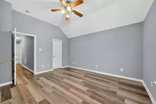 8253 Fuqua Gardens Dr, Houston, TX 77075 - Photo 28