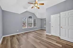 8253 Fuqua Gardens Dr, Houston, TX 77075 - Photo 26
