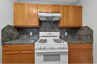 8253 Fuqua Gardens Drive, Houston, TX 77075 - Photo 14