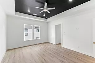 7558 Dyer St, Houston, TX 77088 - Photo 12