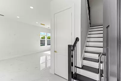 7558 Dyer Street, Houston, TX 77088 - Photo 4
