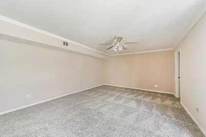 4008 Breakwood Drive, Houston, TX 77025 - Photo 18