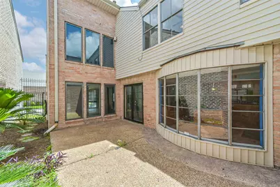 4008 Breakwood Drive, Houston, TX 77025 - Photo 32