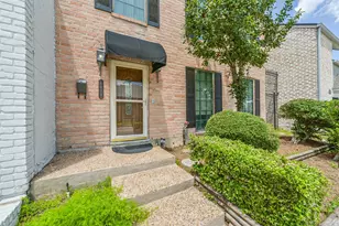 4008 Breakwood Dr, Houston, TX 77025 - Photo 2
