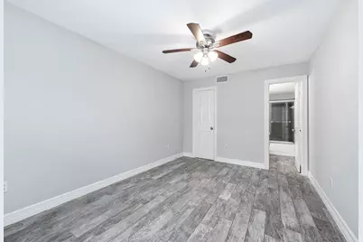 5528 Beverly Hill Street #1, Houston, TX 77056 - Photo 18