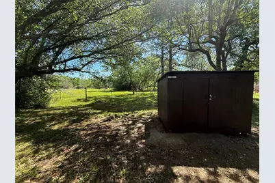 155 County Road 133, Alvin, TX 77511 - Photo 16