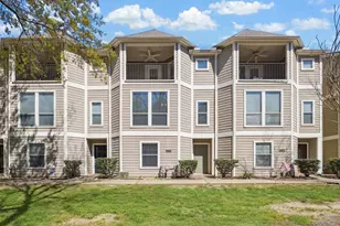 1730 Bevis St, Houston, TX 77008 - Photo 1