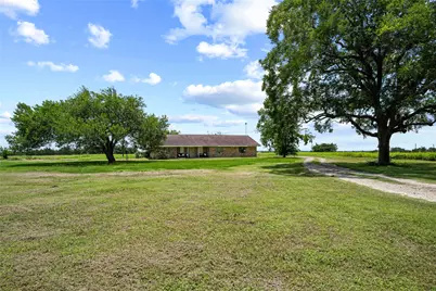 2623 Salem Road, Brenham, TX 77833 - Photo 2