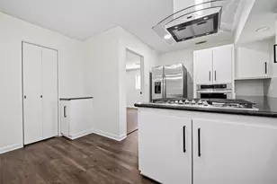 5830 Yarwell Dr, Houston, TX 77096 - Photo 16