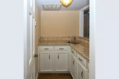 1830 Saddlecreek Drive, Houston, TX 77090 - Photo 10