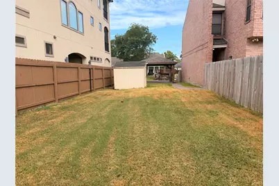 721 Paradise Lane, Montgomery, TX 77356 - Photo 2
