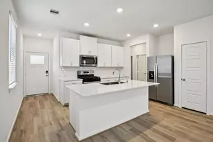 5609 Andesine Dr, Houston, TX 77048 - Photo 8