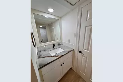 3131 Southwest Freeway #C35, Houston, TX 77098 - Photo 22