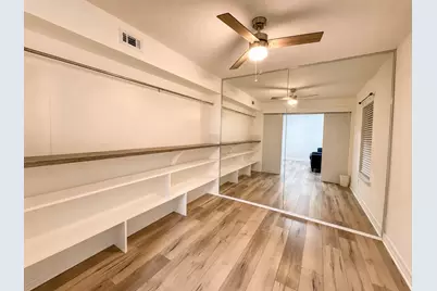 3131 Southwest Freeway #C35, Houston, TX 77098 - Photo 4